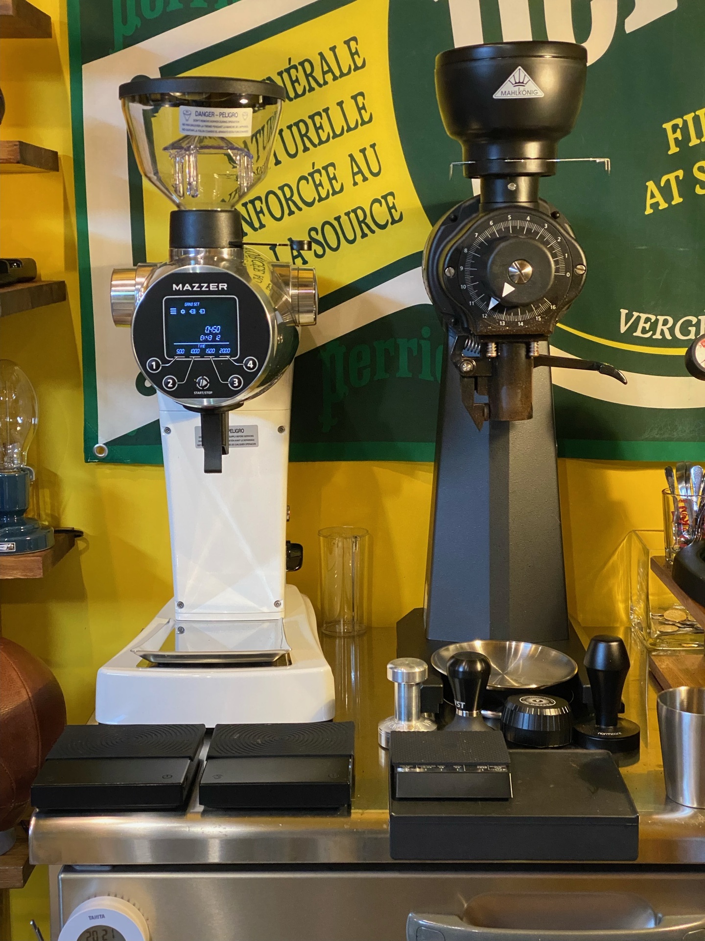 MAHLKONIG EK43」と「MAZZER ZM」: あめりかの匂い